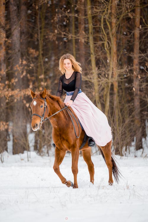 Zima, koń, modelka, sesja fotograficzna, fotograf Tarnobrzeg